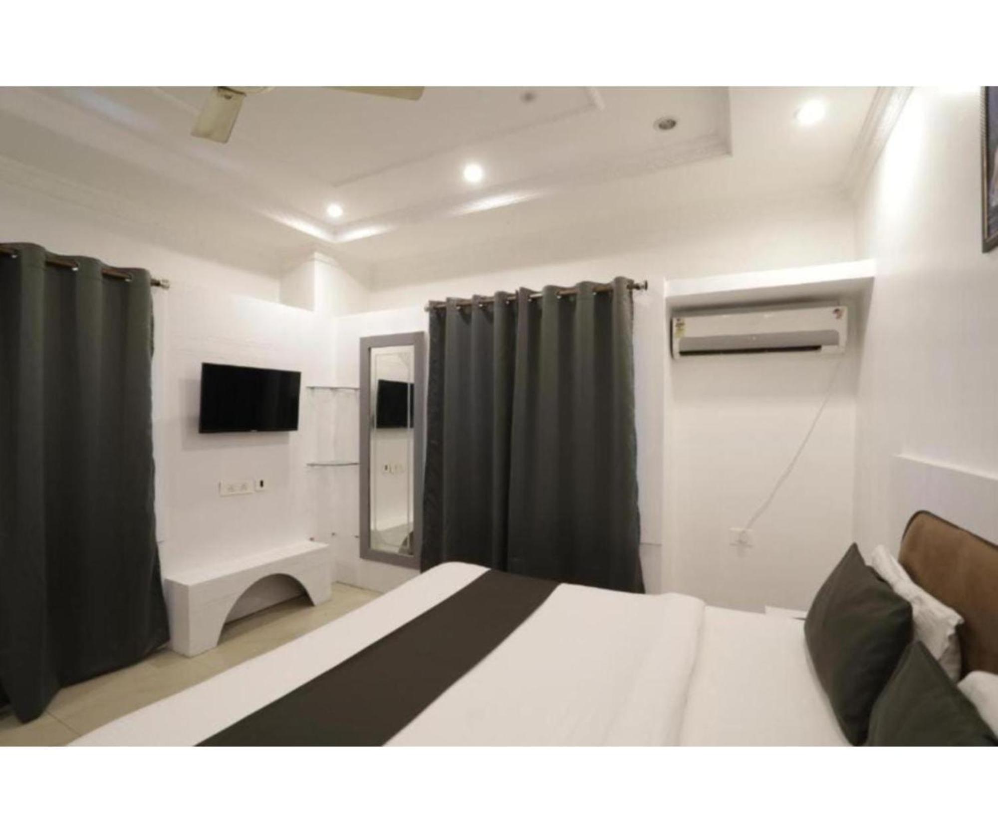 Day S Inn Luxury Stay Near Care Hospital In Budget Friendly Price Best Seller Бхубанешвар Екстер'єр фото
