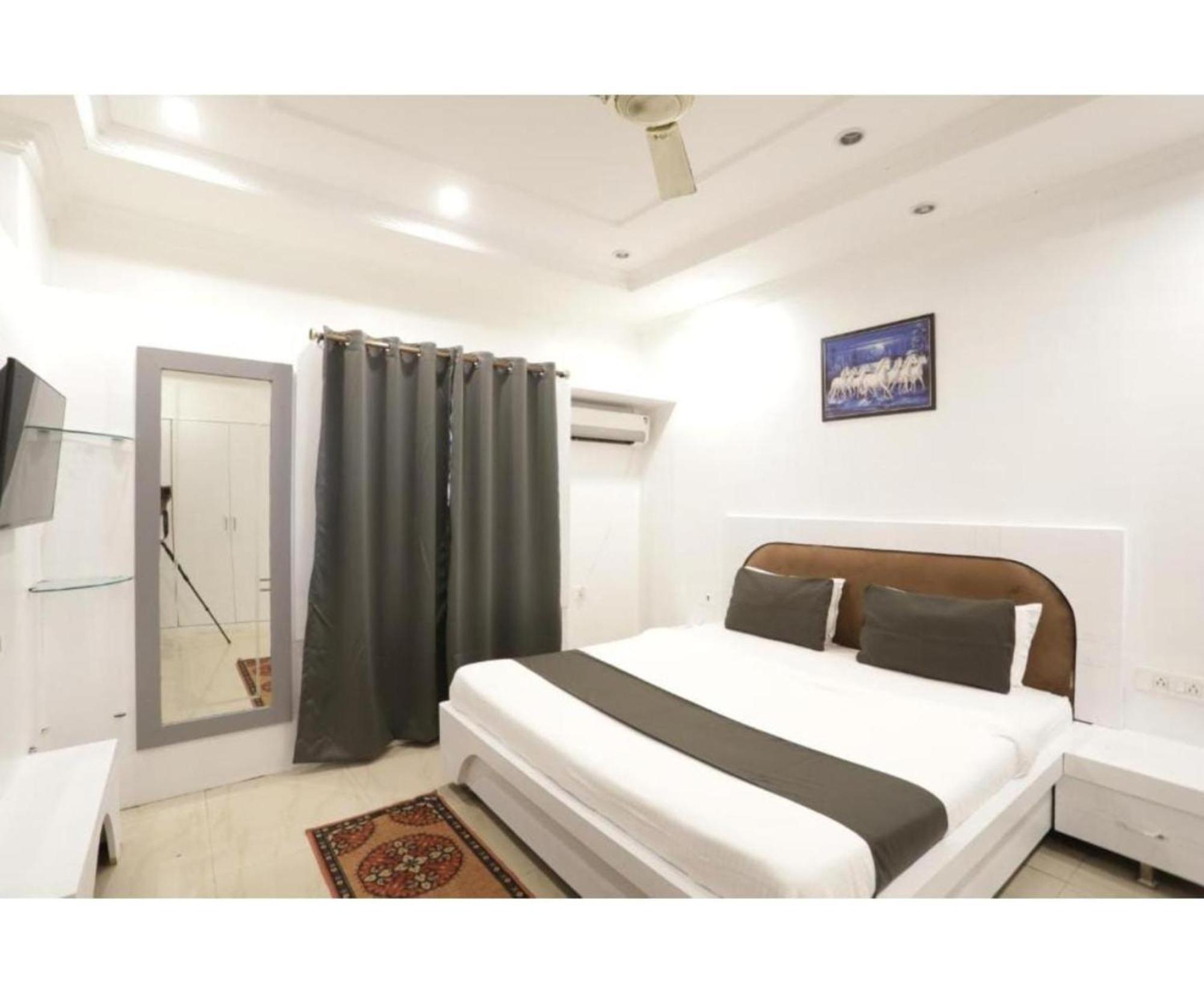 Day S Inn Luxury Stay Near Care Hospital In Budget Friendly Price Best Seller Бхубанешвар Екстер'єр фото
