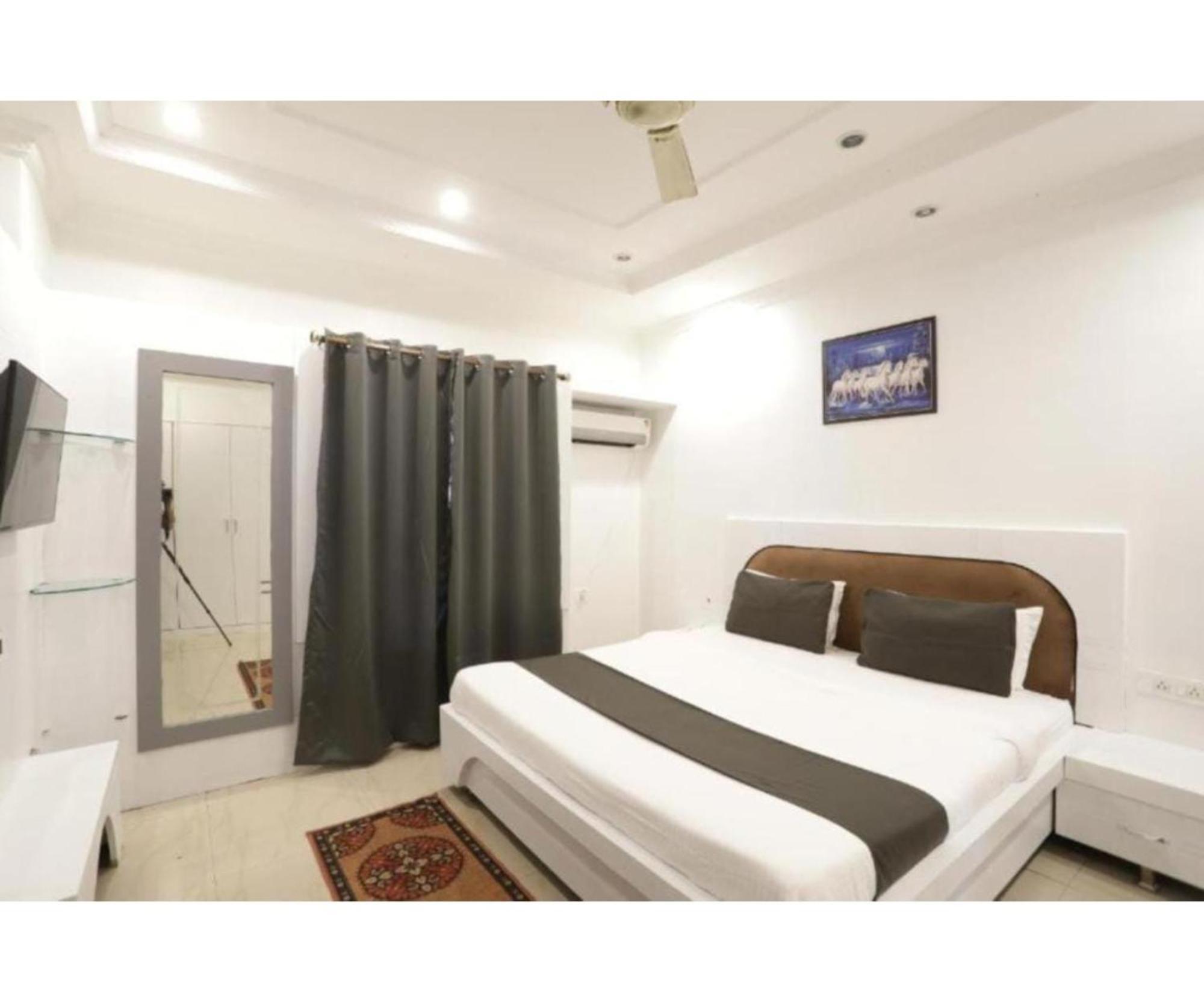 Day S Inn Luxury Stay Near Care Hospital In Budget Friendly Price Best Seller Бхубанешвар Екстер'єр фото